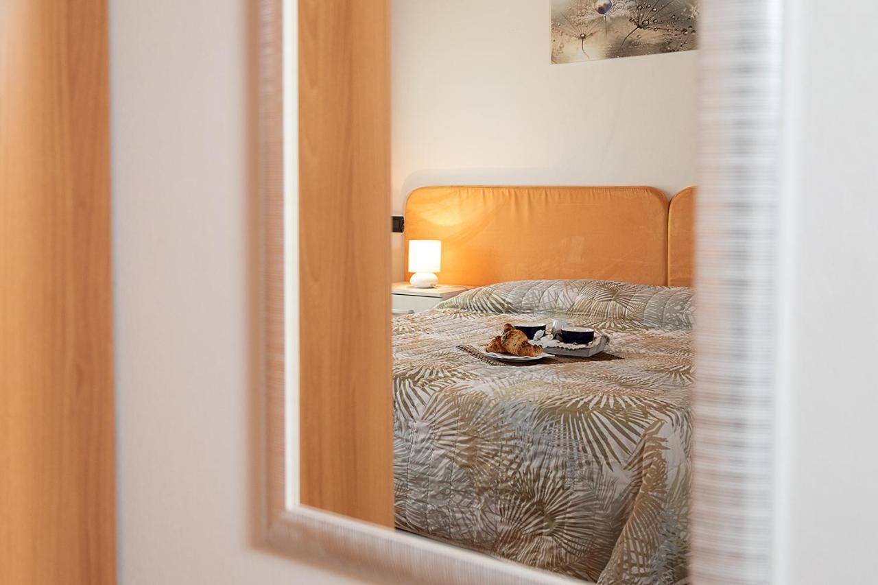 Apartments Eden - Regarda Travel Lazise Kültér fotó
