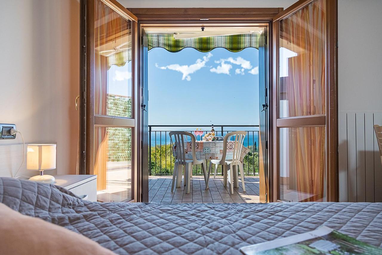 Apartments Eden - Regarda Travel Lazise Kültér fotó